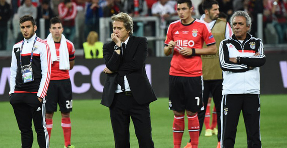 Bela Guttman Laneti Sürüyor