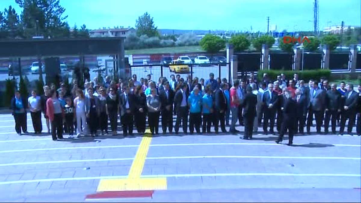 CHP Çalışanları, Soma\'da Hayatını Kaybeden İşçileri Saygı Duruşu ile Andı