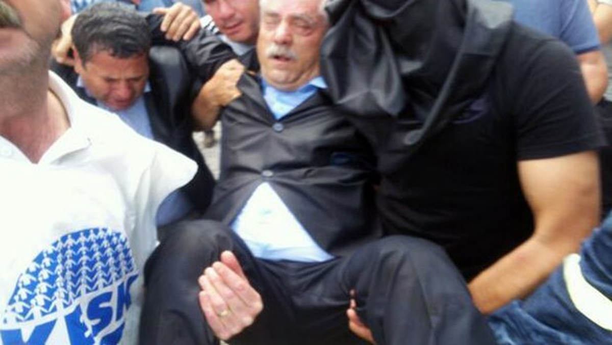 DİSK Genel Başkanı Beko, Biber Gazından Hastanelik Oldu