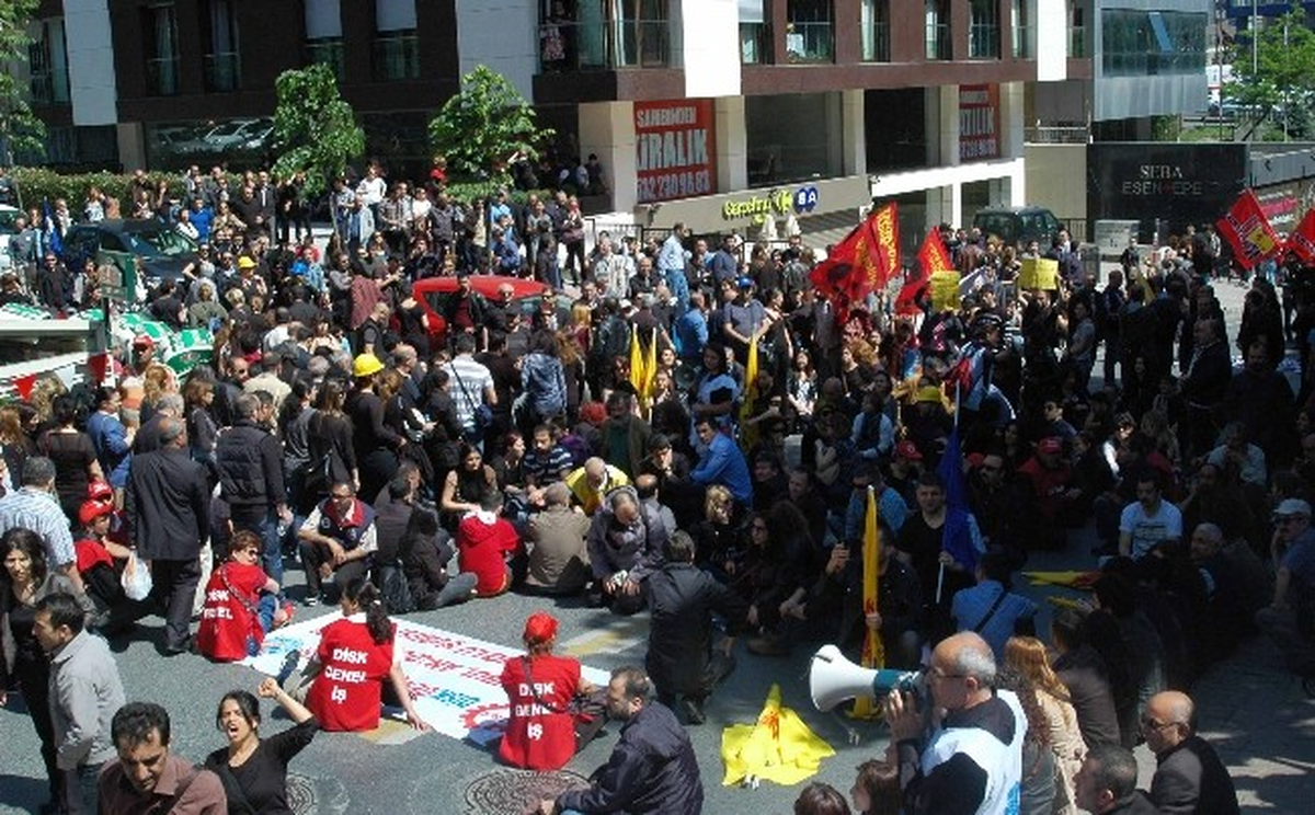 Gayrettepe\'de Polis, Sendikaların Yürüyüşüne İzin Vermiyor