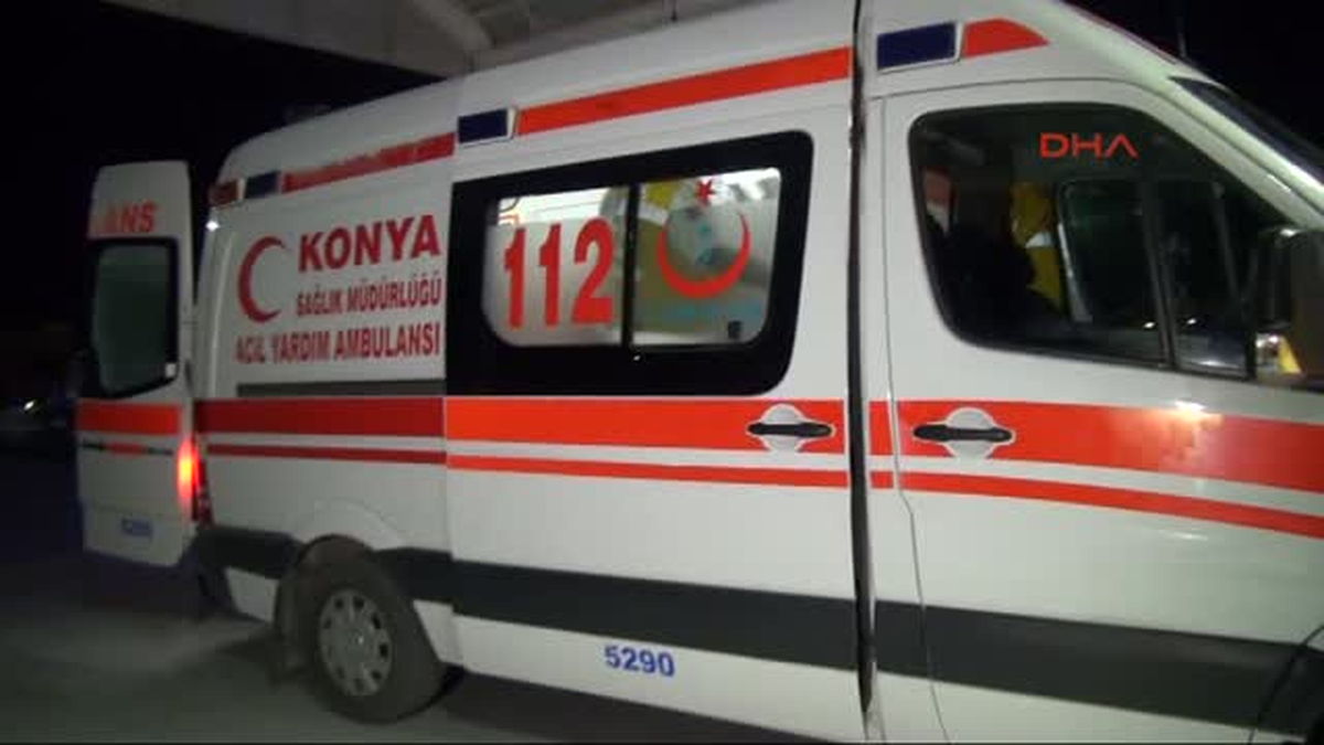 Genç Kadın Kavga Ettiği İşsiz Eşini Bıçakladı