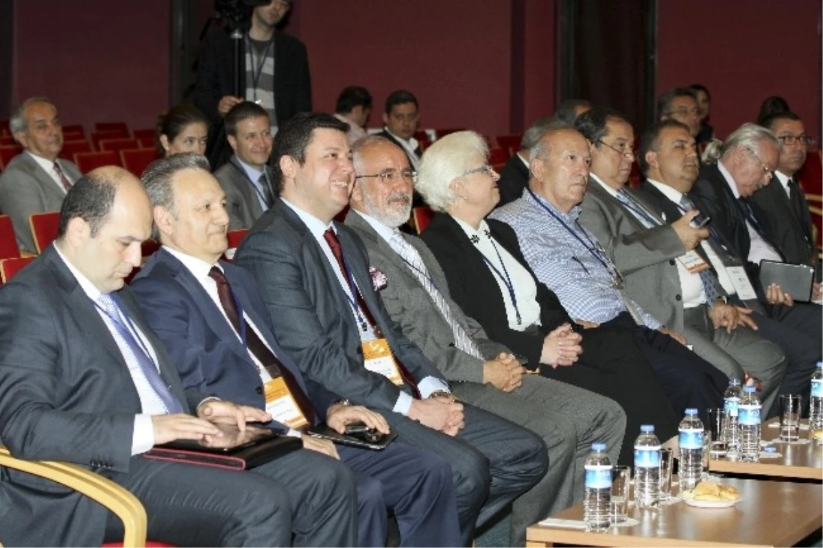 İzmir Ekonomi\'den Enerji Çalıştayı