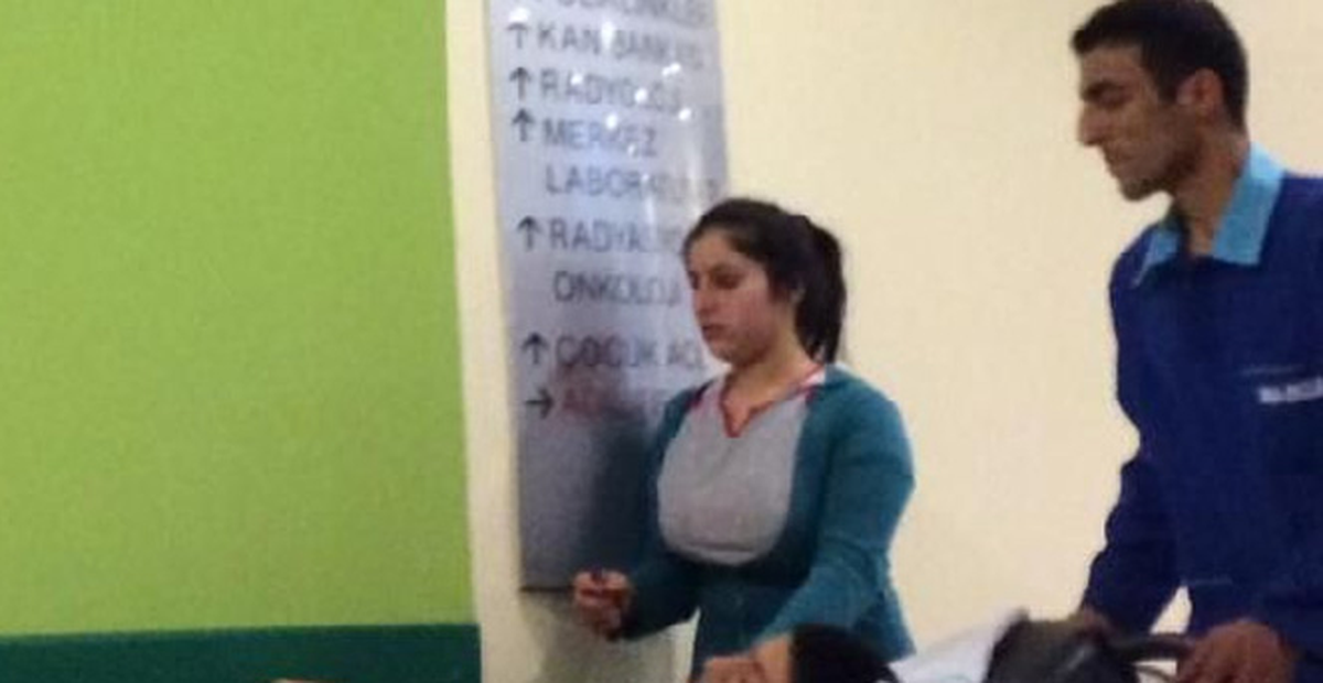 İzmit\'te İki Grup Arasında Alacak Kavgası: 4 Yaralı