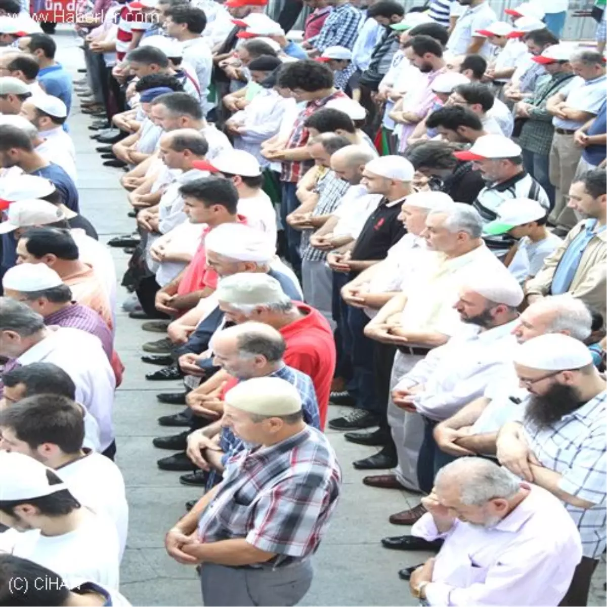 Madenciler İçin Fatih Camisinde Gıyabi Cenaze Namazı Kılındı