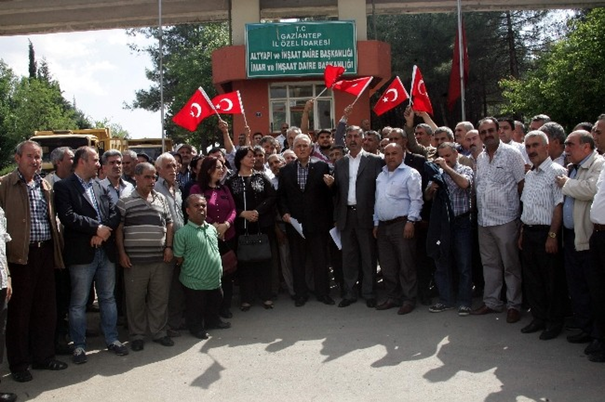 Özel İdare İşçileri Gaziantep\'te Kalmak İstiyor