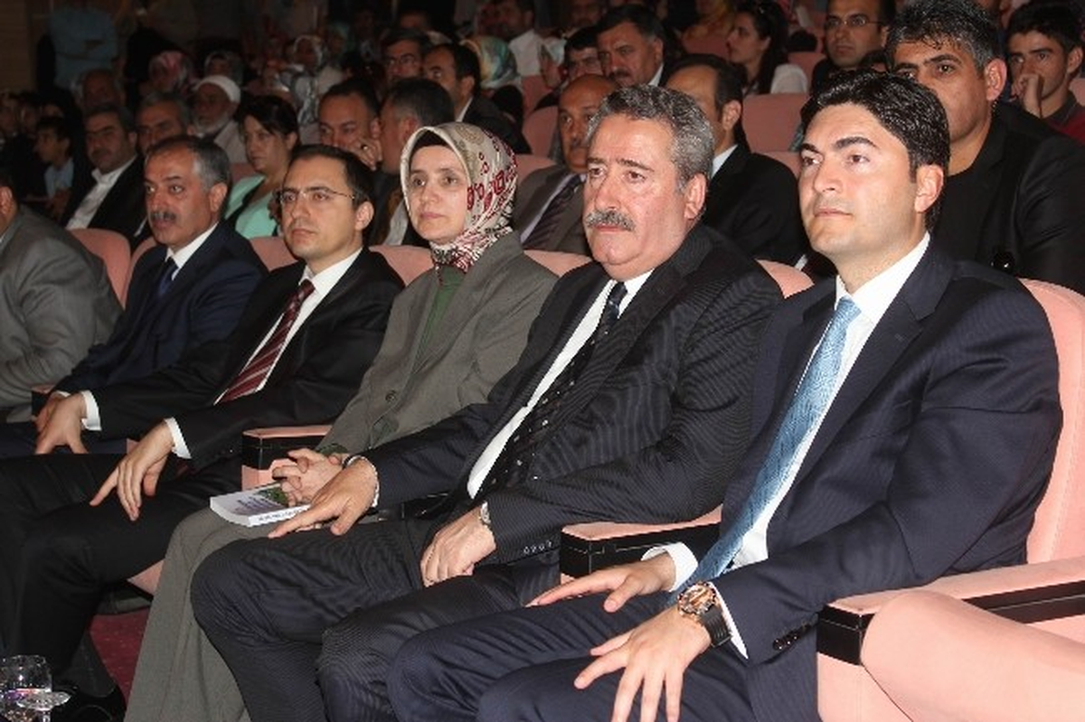 Peygamberler Sempozyumu ve Tanıtım Günleri\'nde Soma\'da Ölen İşçiler Anıldı