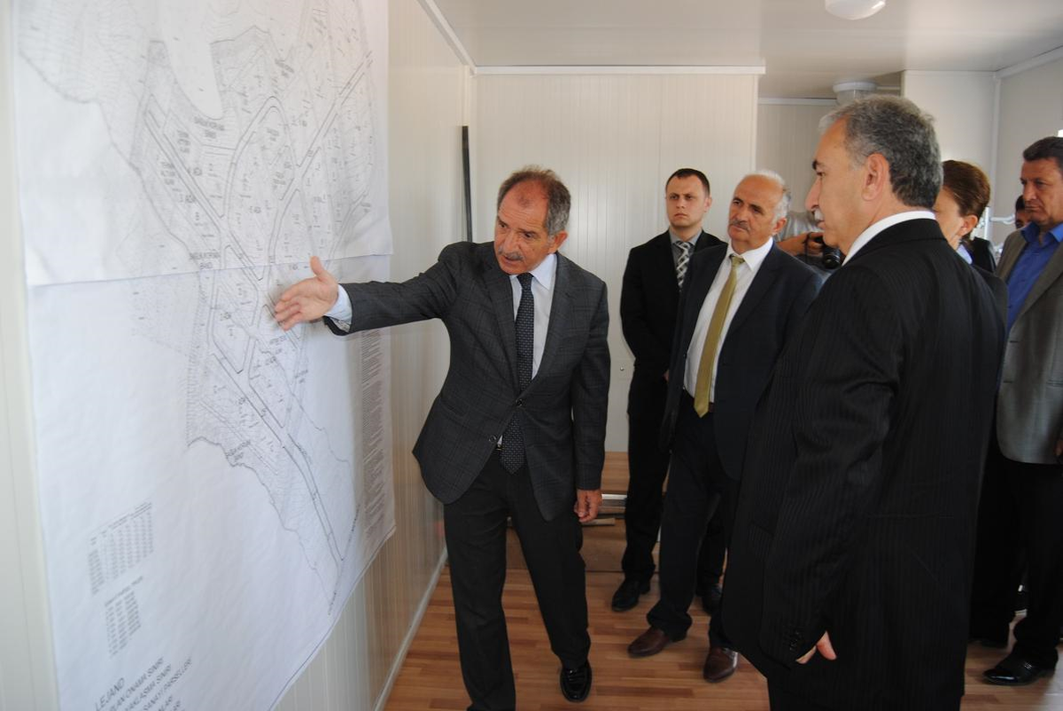Sakarya Valisi Büyük, Kaynarca İlçesini Ziyaret Etti