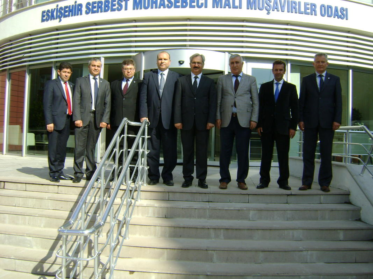 Sgk İl Müdürü Akpolat, Muhasebecileri Ziyaret Etti