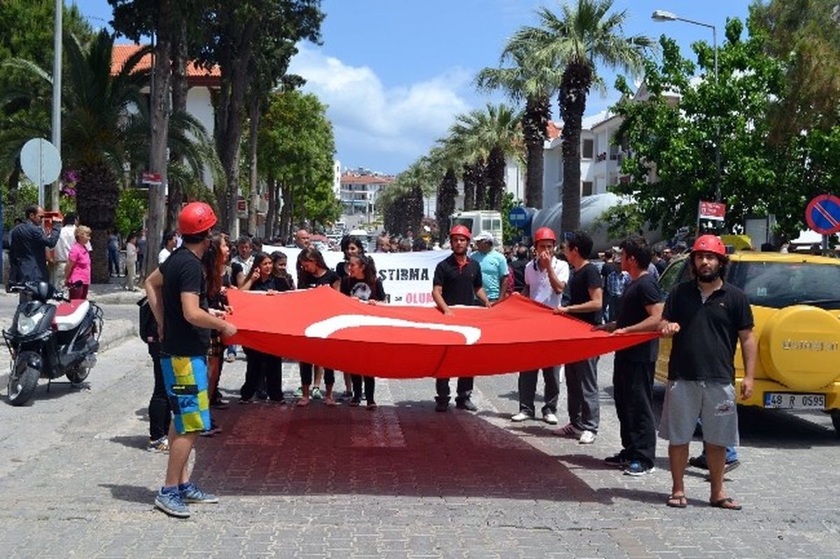 Soma Maden Faciası Datça\'da Protesto Edildi