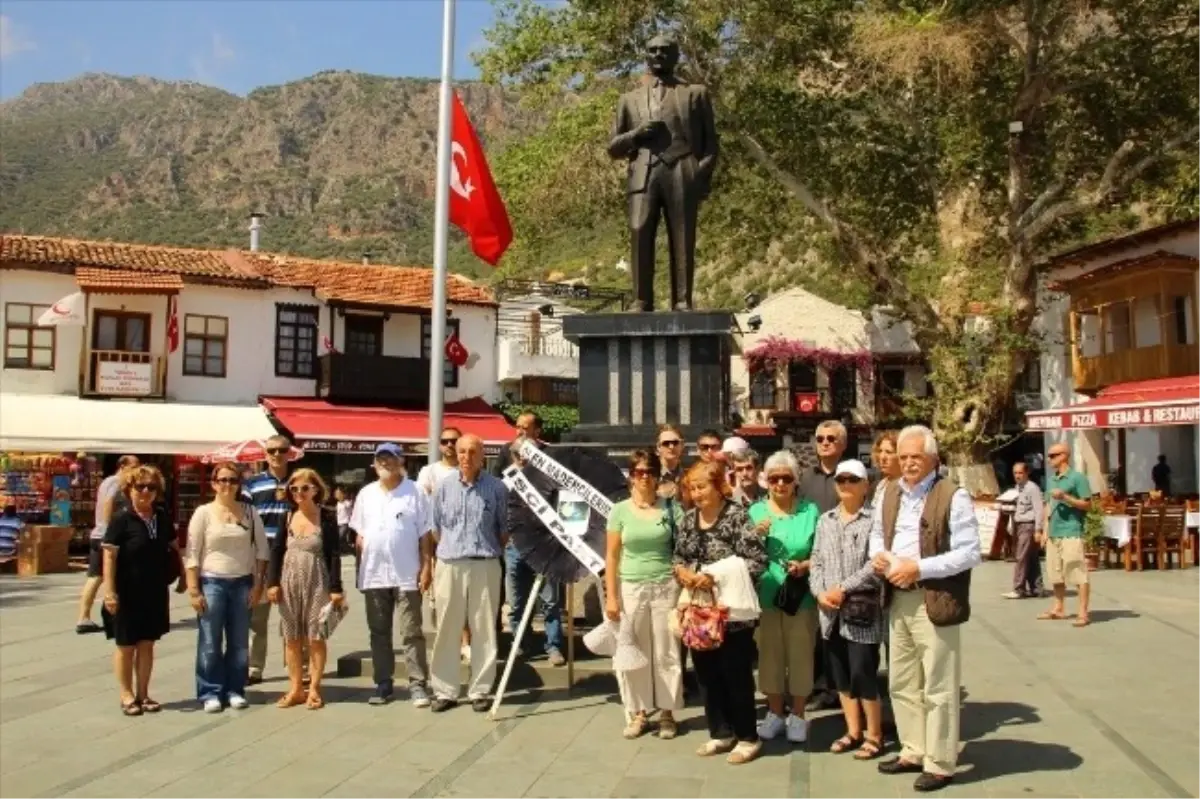 Soma Maden Faciası Kaş\'ta Protesto Edildi