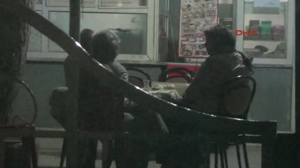 Suriye\'de Kaçırılan 2 Doktor Akçakale Gümrük Kapısı\'nda Bulundu