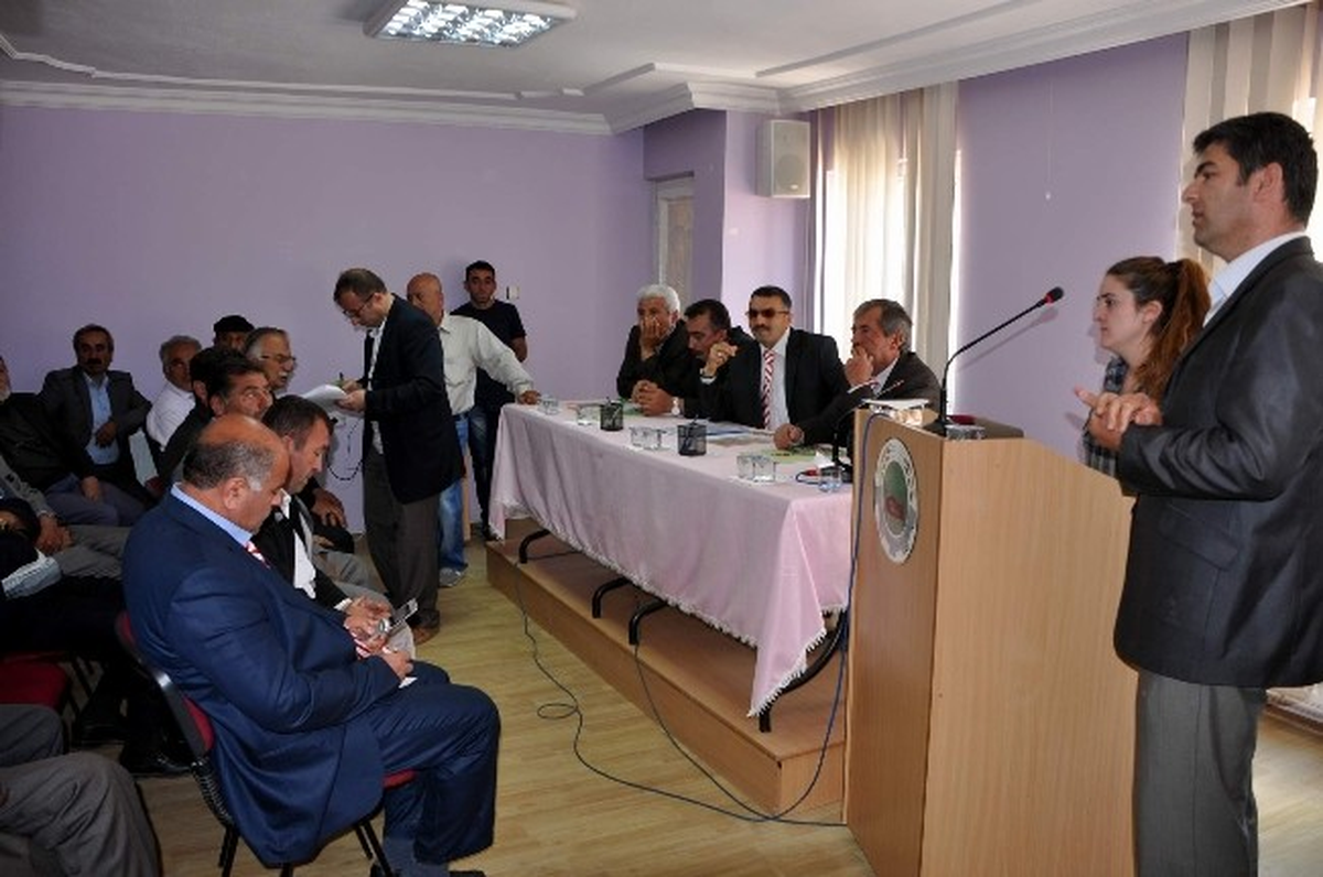 Muhtarlar KKKA Hastalığı Hakkında Bilgilendirildi