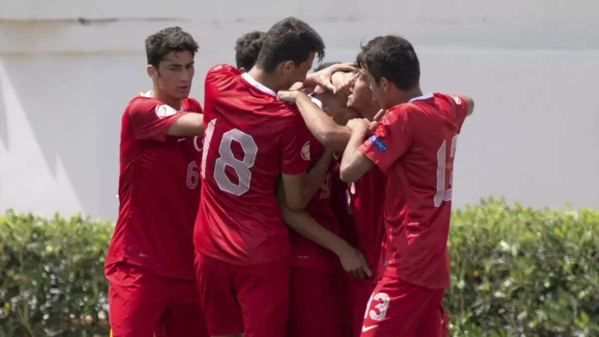 Türkiye, U17 Avrupa Şampiyonası\'ndaki Son Maçında Malta\'yı 4-0 Yendi