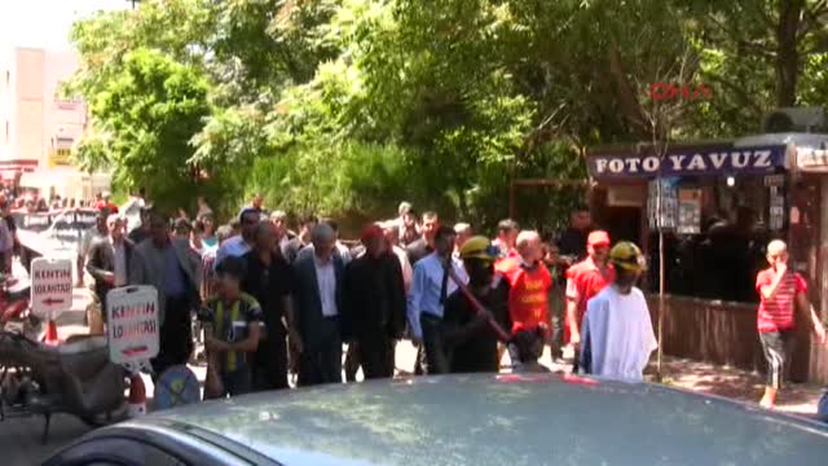 Viranşehir ve Gölbaşı\'nda Soma Protestosu