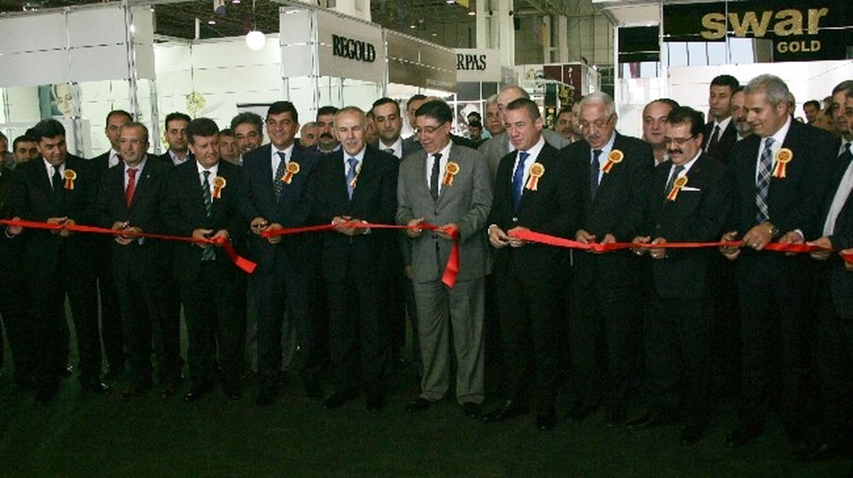 10. Ortadoğu Altın ve Mücevher Fuarı\' Açıldı