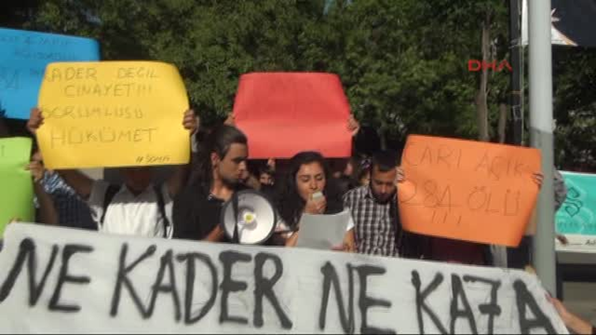 Adıyaman\'da \'Ölen Maden İşçileri\' İçin Oturma Eylemi
