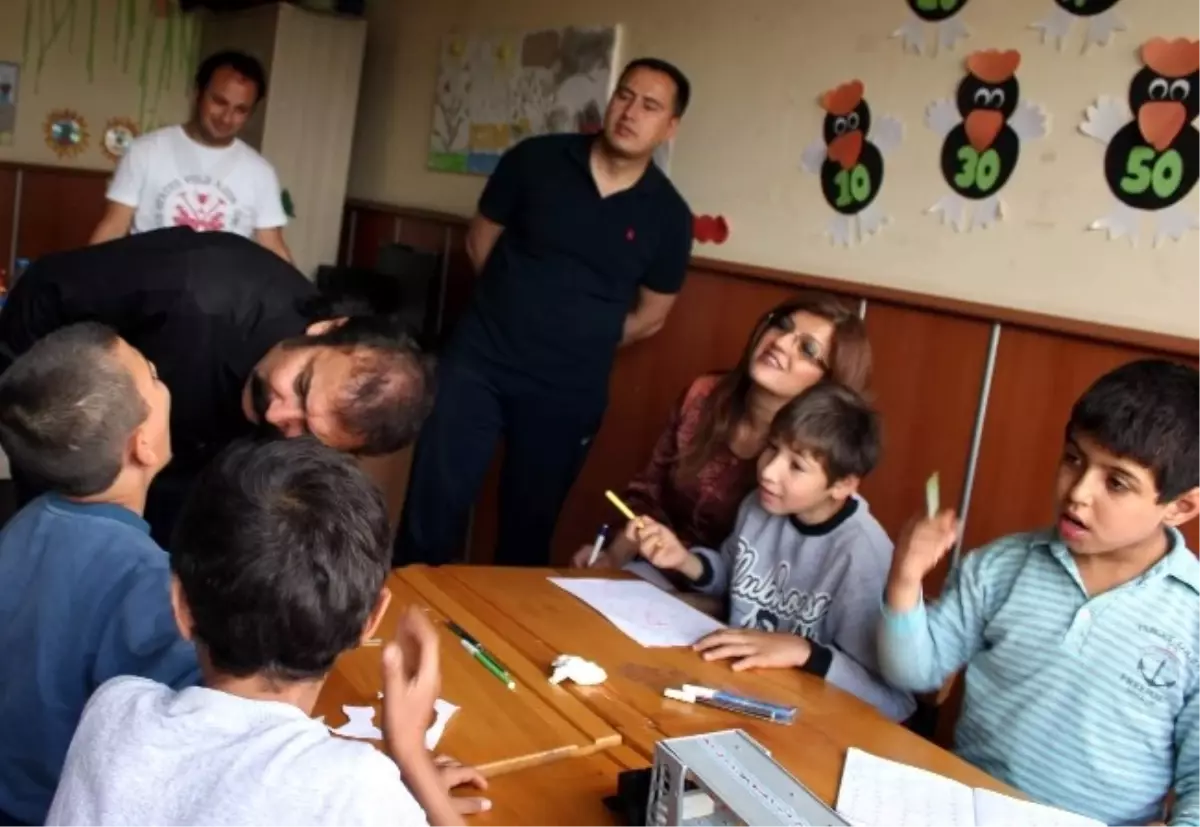 Aydın\'da Engelli Öğrenciler Diş Taramasından Geçirildi