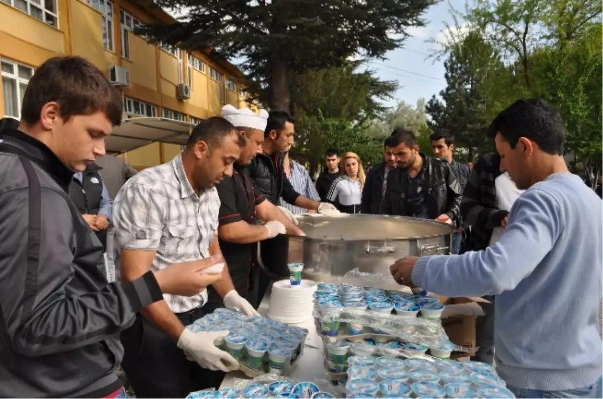 Soma\'da Hayatını Kaybedenler İçin Yasin-i Şerif Okutuldu