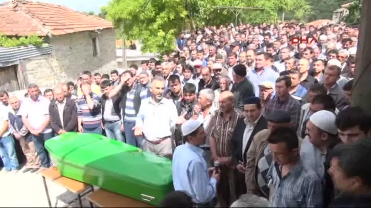 Emektar Madenci Toprağa Verildi