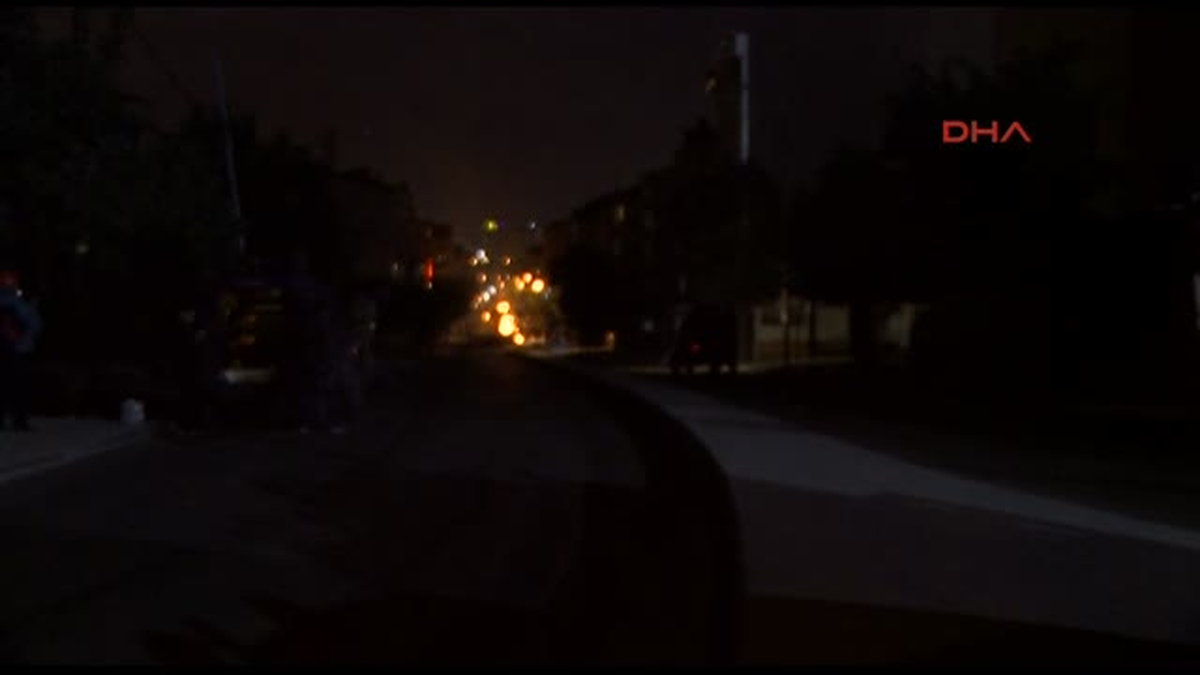 Gazi\'de Soma Protestosuna Polis Müdahalesi