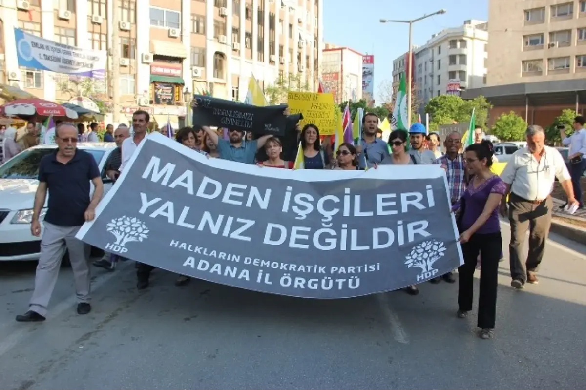 Hdp\'den Soma\'da Ölen İşçiler İçin Yürüyüş