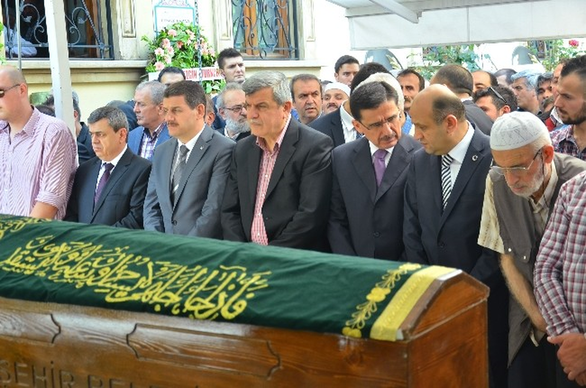 Kocaeli\'de Madenciler İçin Gıyabi Cenaze Namazı Kılındı