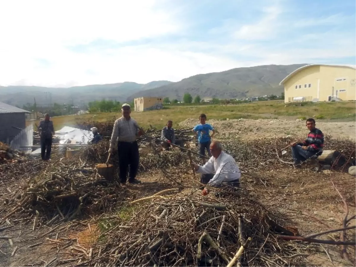 Mahalleliden Dayanışma Örneği