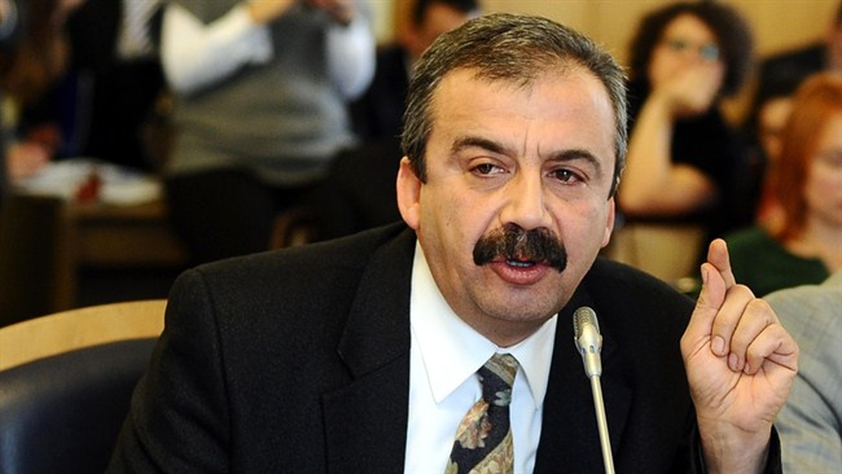 Sırrı Süreyya Önder\'den Soma Mesajı