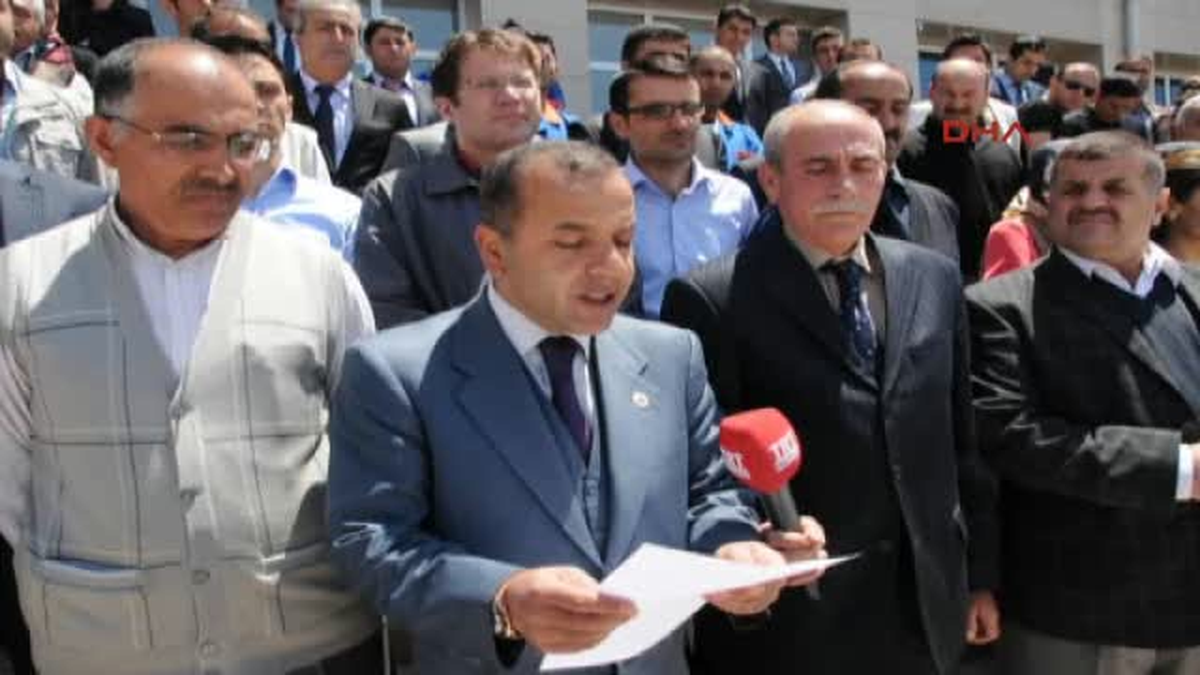 Van Adliyesi Çalışanları Soma\'da Ölenleri Andı