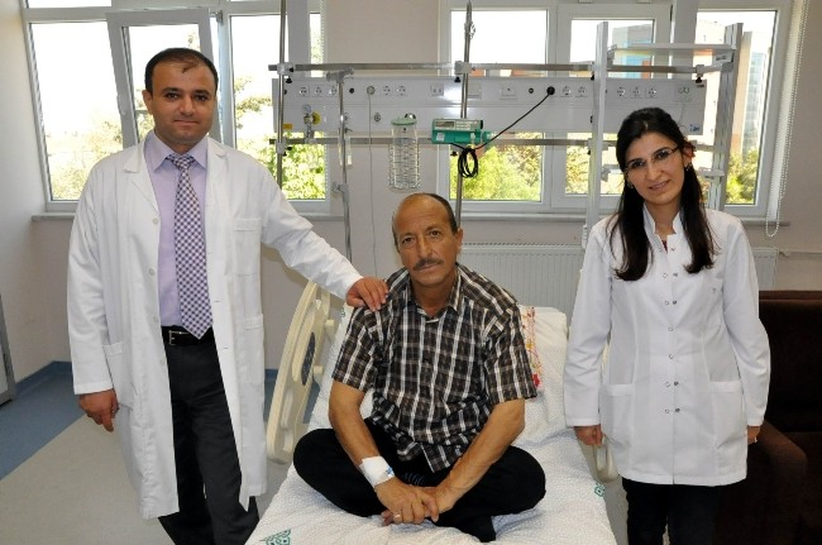 Kardeşi Gibi Kendi de Böbrek Nakliyle Sağlığına Kavuştu