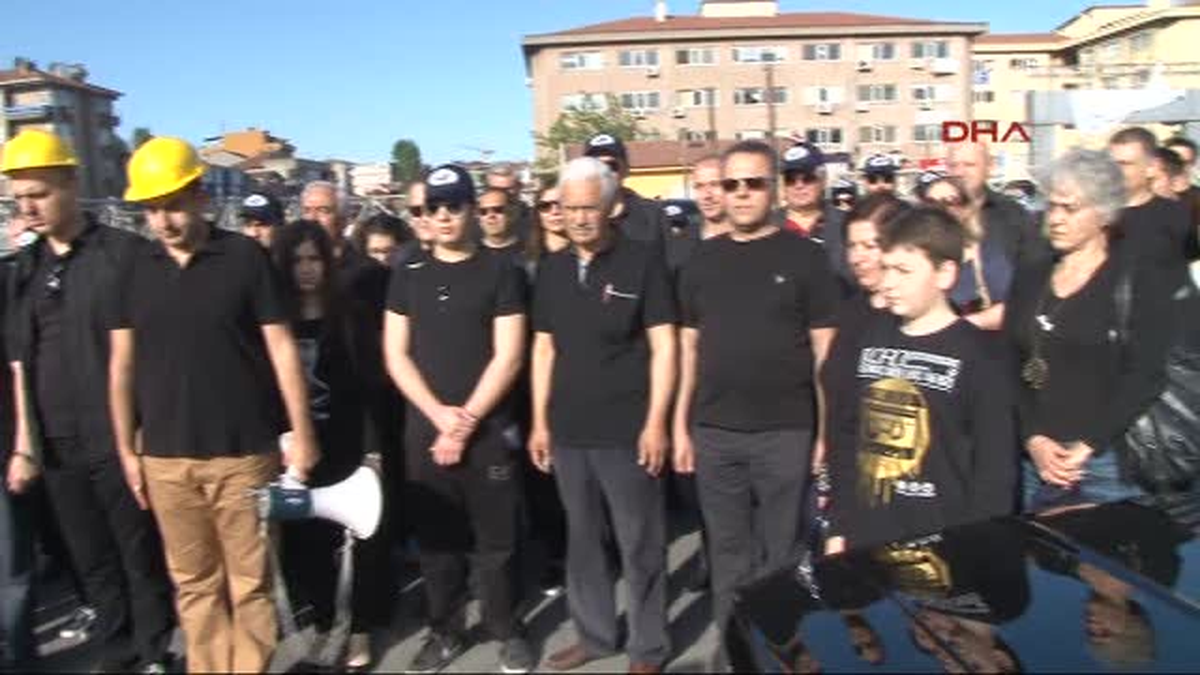 Klasik Otomobil Severler Samsun\'a Yaslı Gidiyor