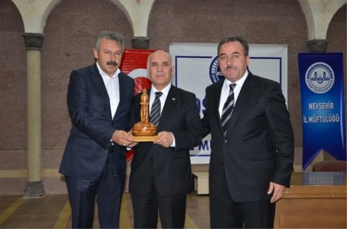 Nevşehir\'de Mutlu Aile Konferansı Düzenlendi