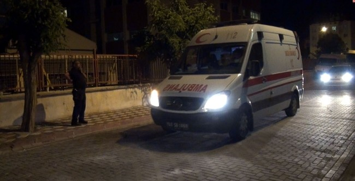Soma\'daki Son Çıkarılan Madenciler Akhisar\'a Getirildi