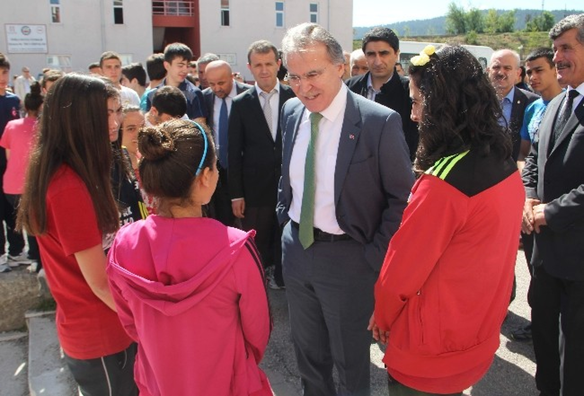 Spor Lisesi Öğrencilerinden Anlamlı Bağış