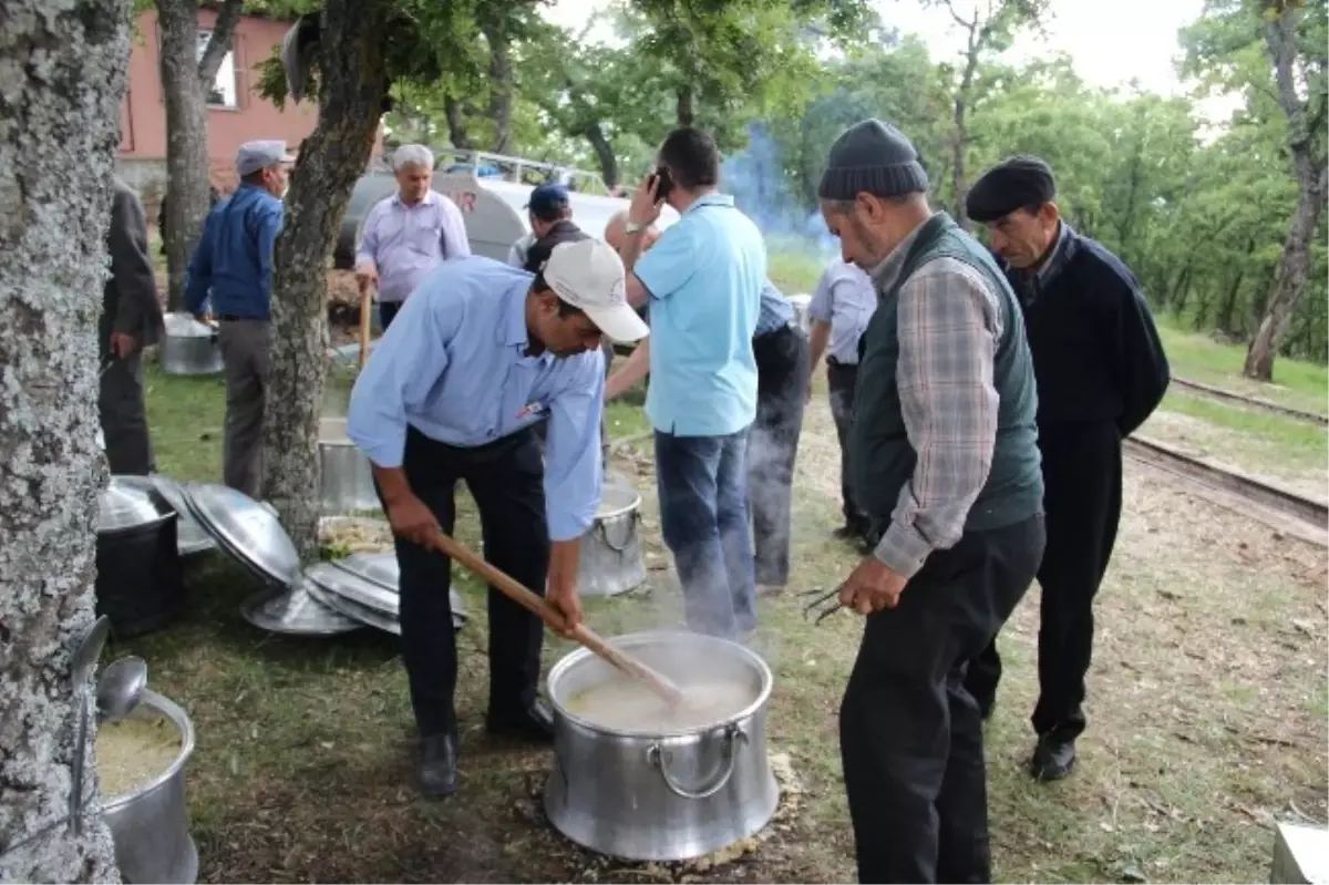 10 Bin Kişi Bu Köyde Buluştu