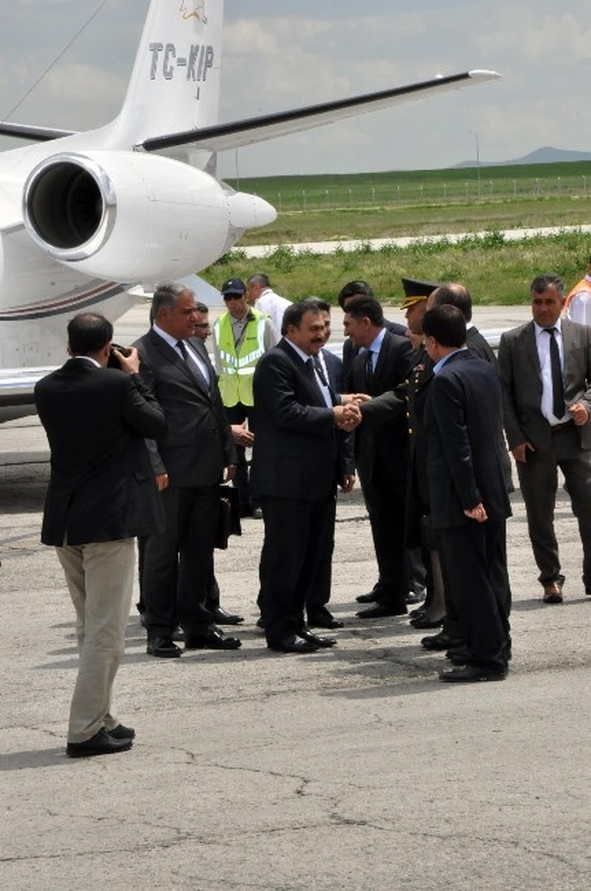Bakan Veysel Eroğlu Ağrı\'da