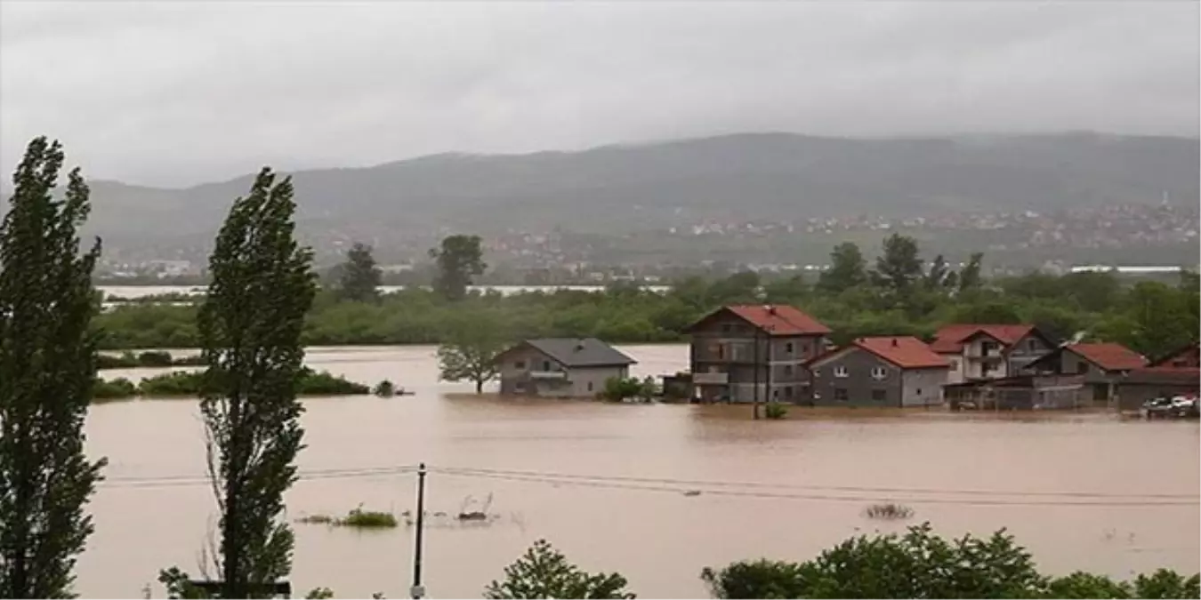 Balkanlardaki Sel Felaketinde Ölü Sayısı 44\'e Yükseldi