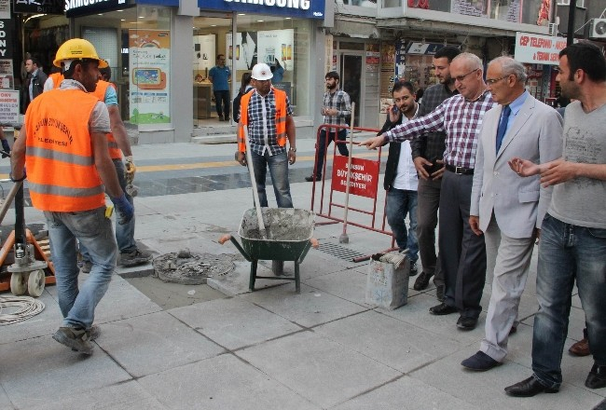 Başkan Yılmaz, Cadde Avm\'yi İnceledi