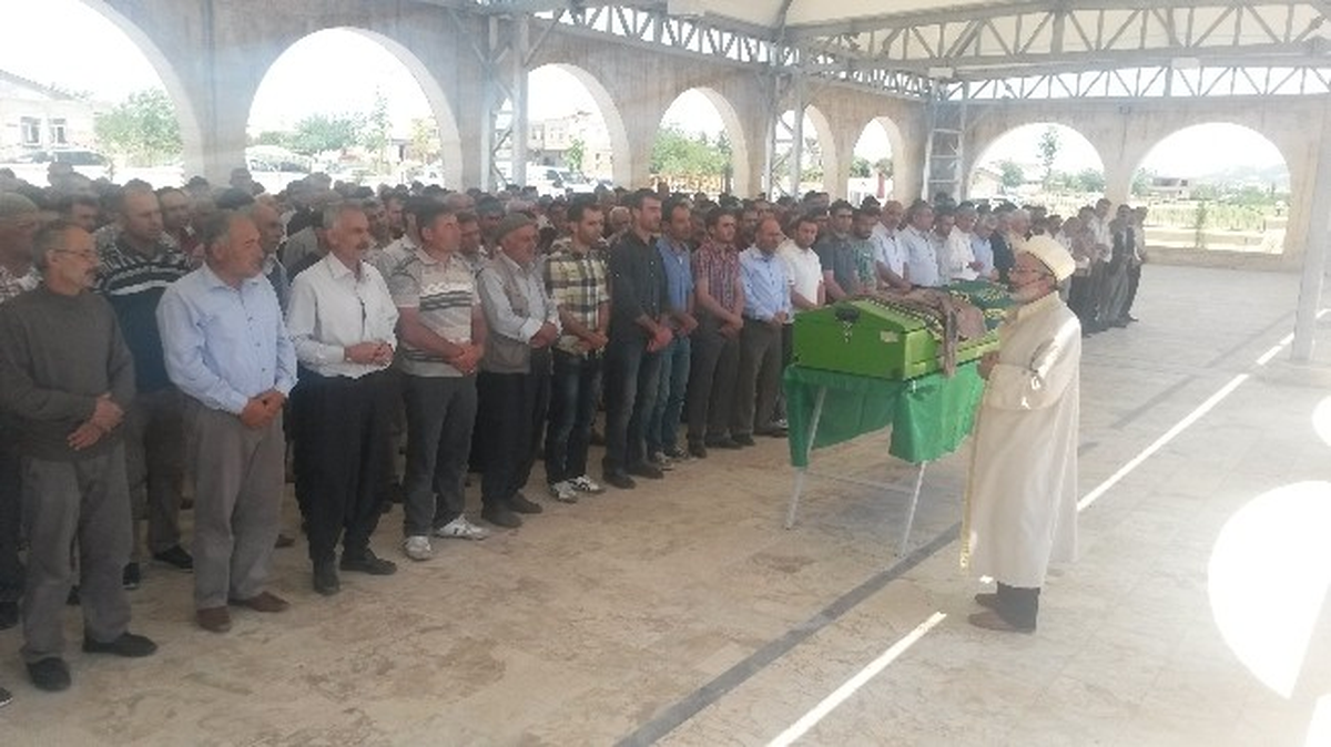 Gazeteci Özkaynar\'ın Acı Günü