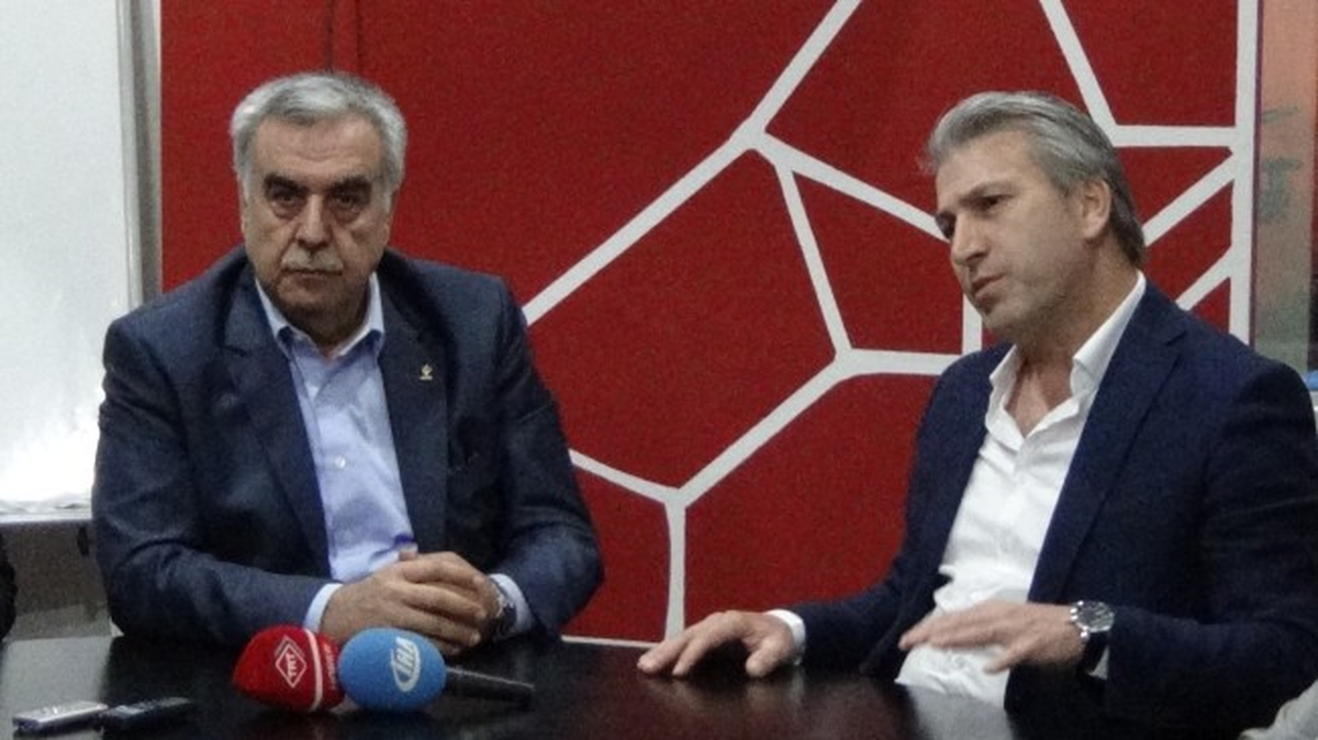 Cemer\'den Mülteci Kamplarına Bir Tır Dolusu Oyuncak