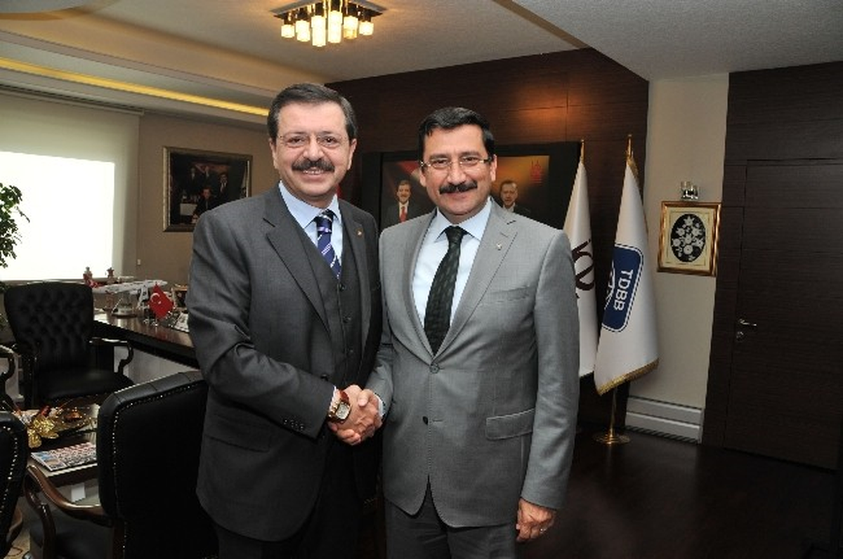 TOBB Başkanı Hisarcıklıoğlu, Başkan Ak\'ı Ziyaret Etti