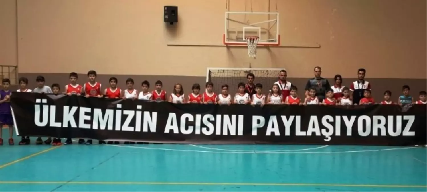 12 Dev Adam Basketbol Okulları Soma İçin Kenetlendi