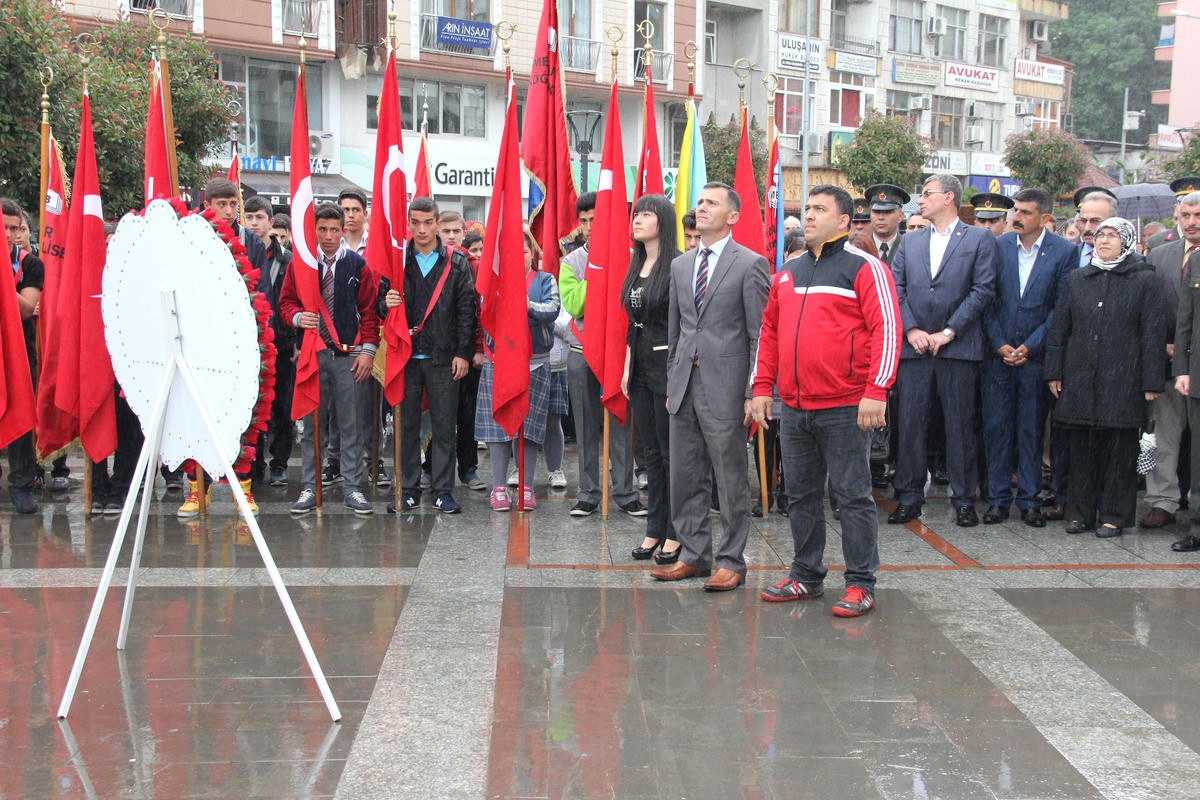 19 Mayıs Atatürk\'ü Anma Gençlik ve Spor Bayramı