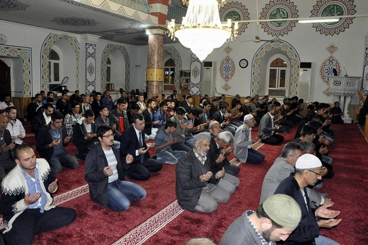 Gürün\'de Soma\'da Ölen Madenciler İçin Mevlid-İ Şerif Okutuldu