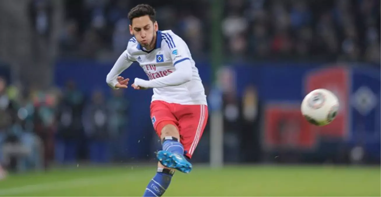 Hakan Çalhanoğlu, Bayer Leverkusen\'e Gitmek İstiyor