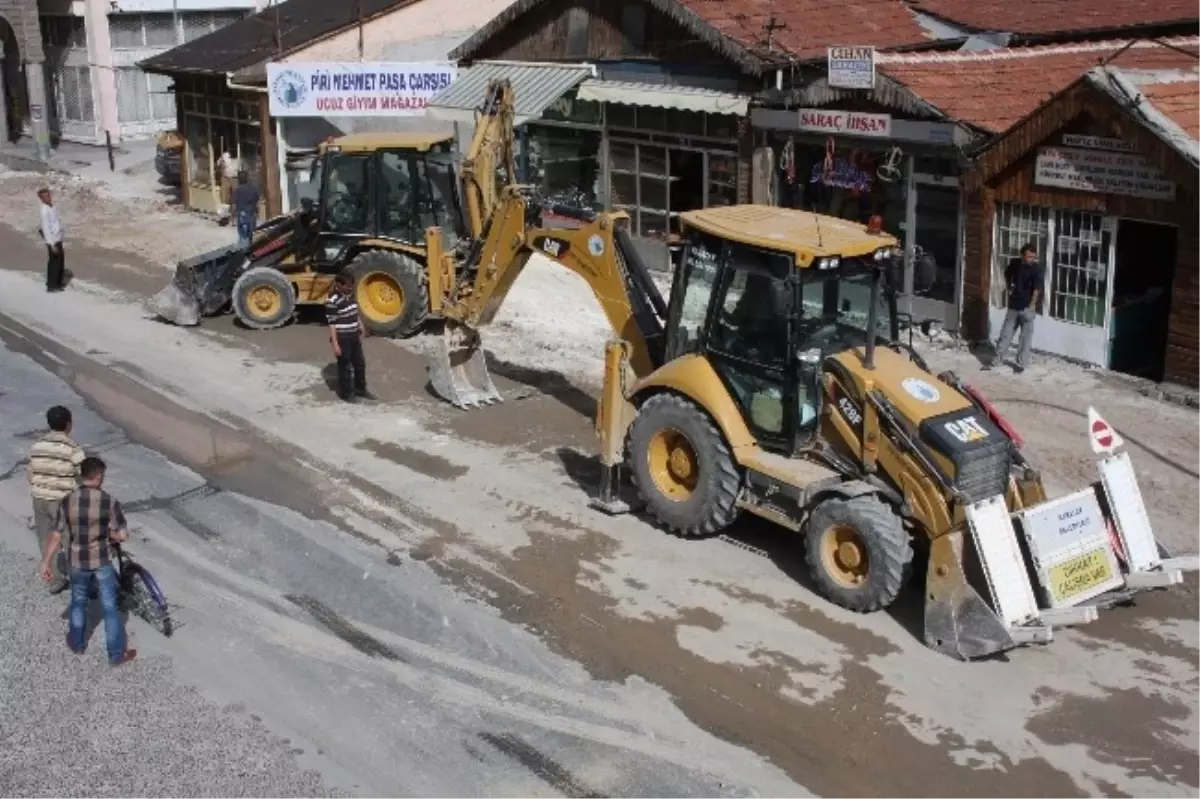 Karatay\'da Çevre Düzenleme Çalışmaları Sürüyor