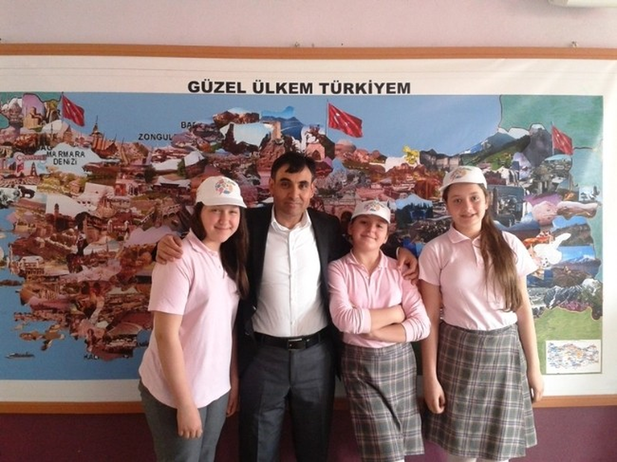 Kazımpaşa Ortaokulunda Tübitak Bilim Fuarı Düzenlendi