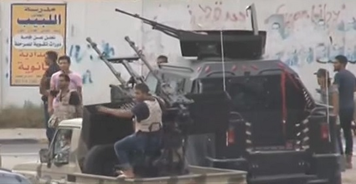 Libya\'da Mgk Binasına Saldırı