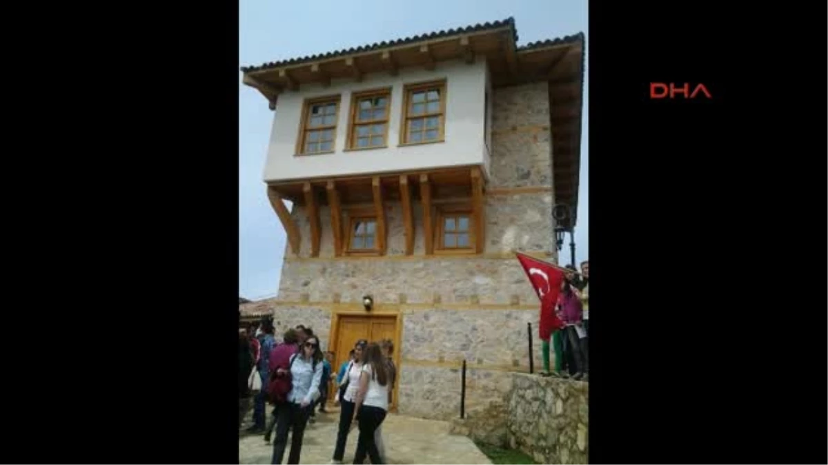 Makedonya\'nın Kocacık Köyü\'nde Atatürk\'ün Babası Anısına Yaptırılan Anıevi Açıldı