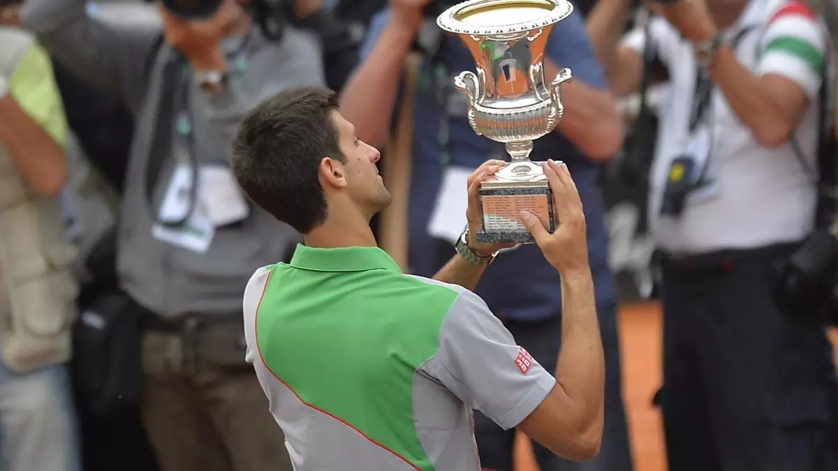 Roma Masters Şampiyonu Djokovic Bütün Geliri Ülkesine Bağışladı